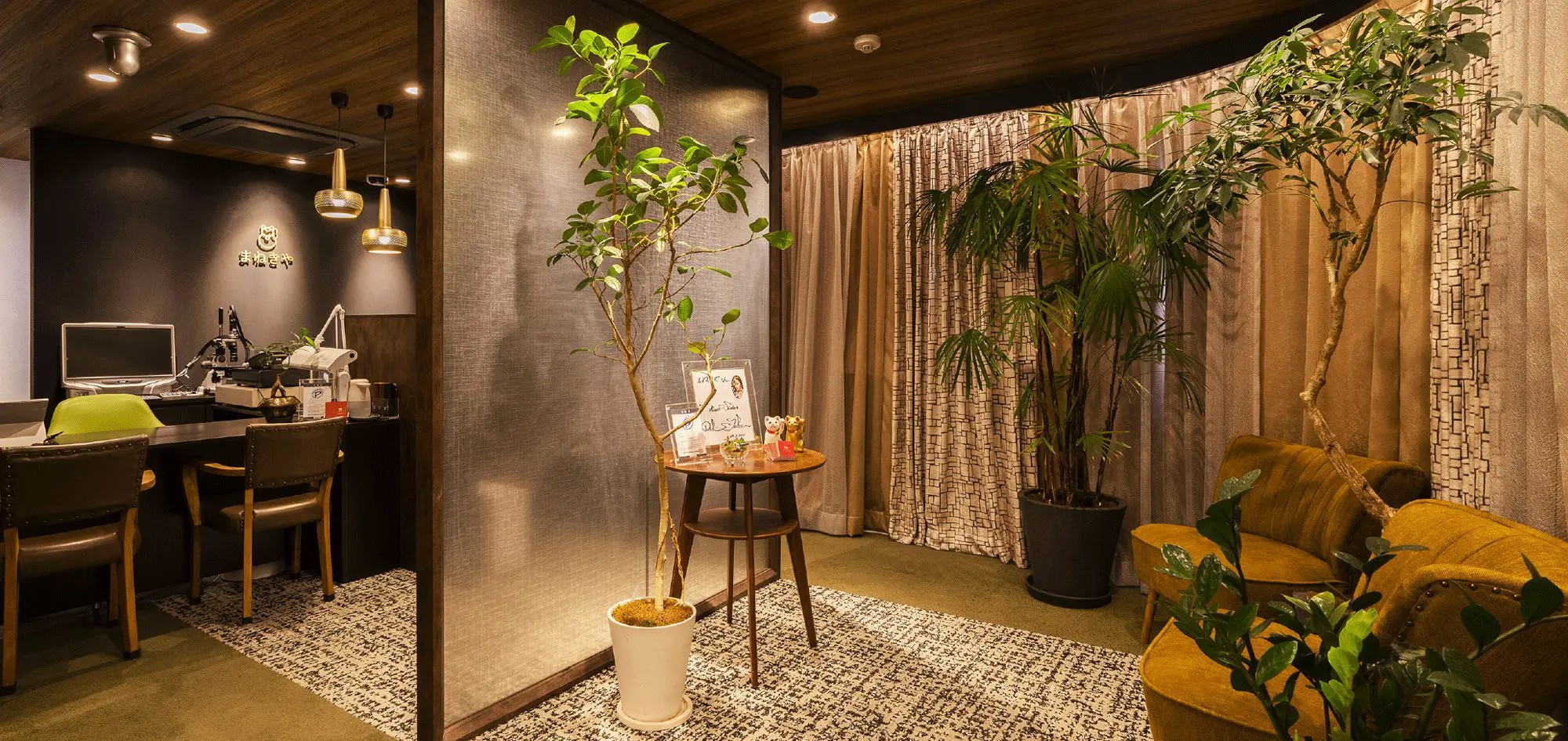 まねきや 上野御徒町店